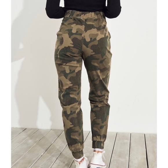 hollister utility joggers